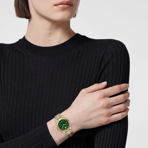 Versace VRSCVE9CA0324 Kadın Kol Saati