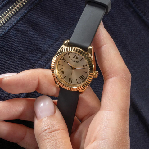 Guess GUGW0724L2 Kadın Kol Saati